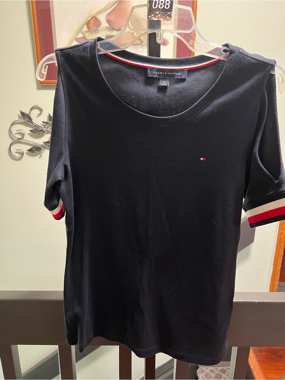 NWOT Tommy Hilfiger Cold Shoulder Navy Tee  Signature Red-White Trim Medium #088